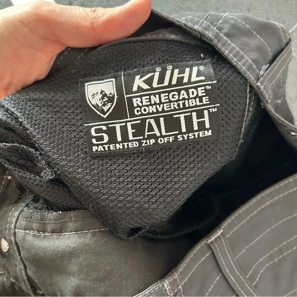 Kuhl Men’s Dark Grey Short - 30. - Picture 7 of 12